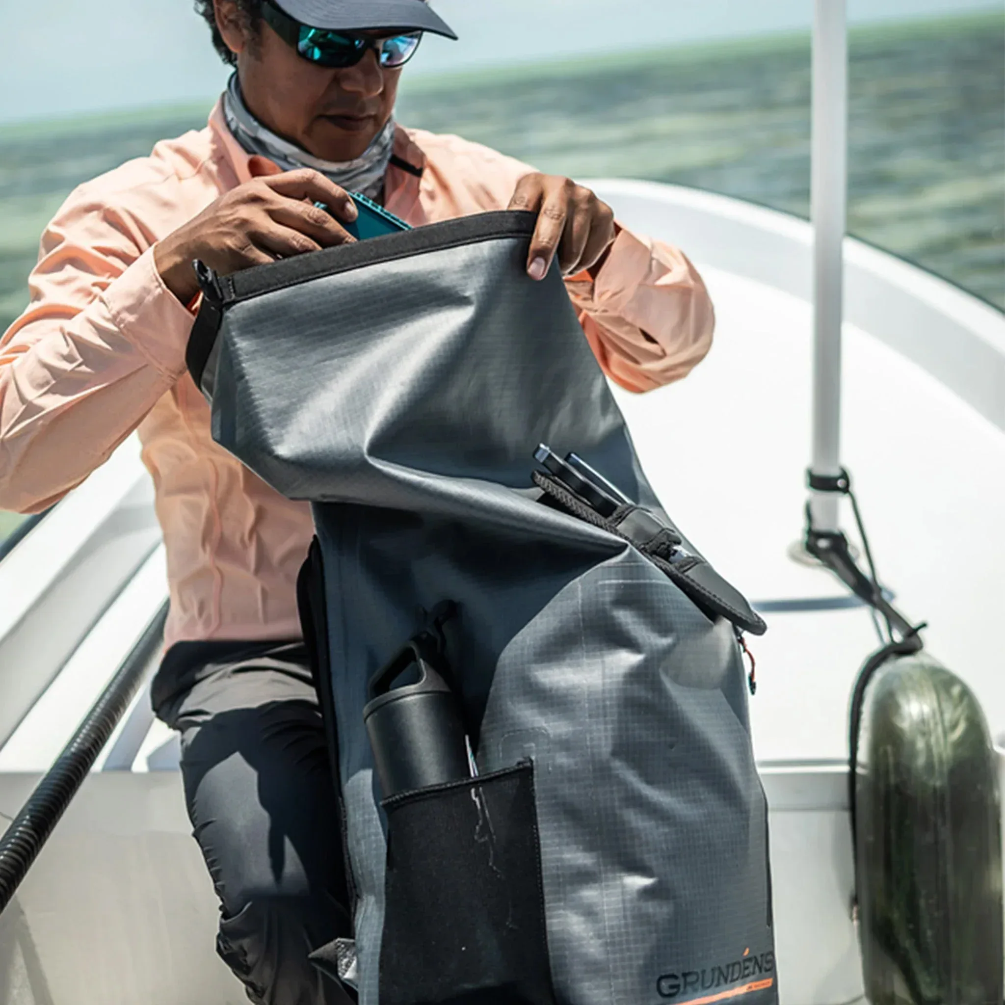Grundens Wayward Roll Top Backpack 38 L Anchor ryggsäck - Image 4