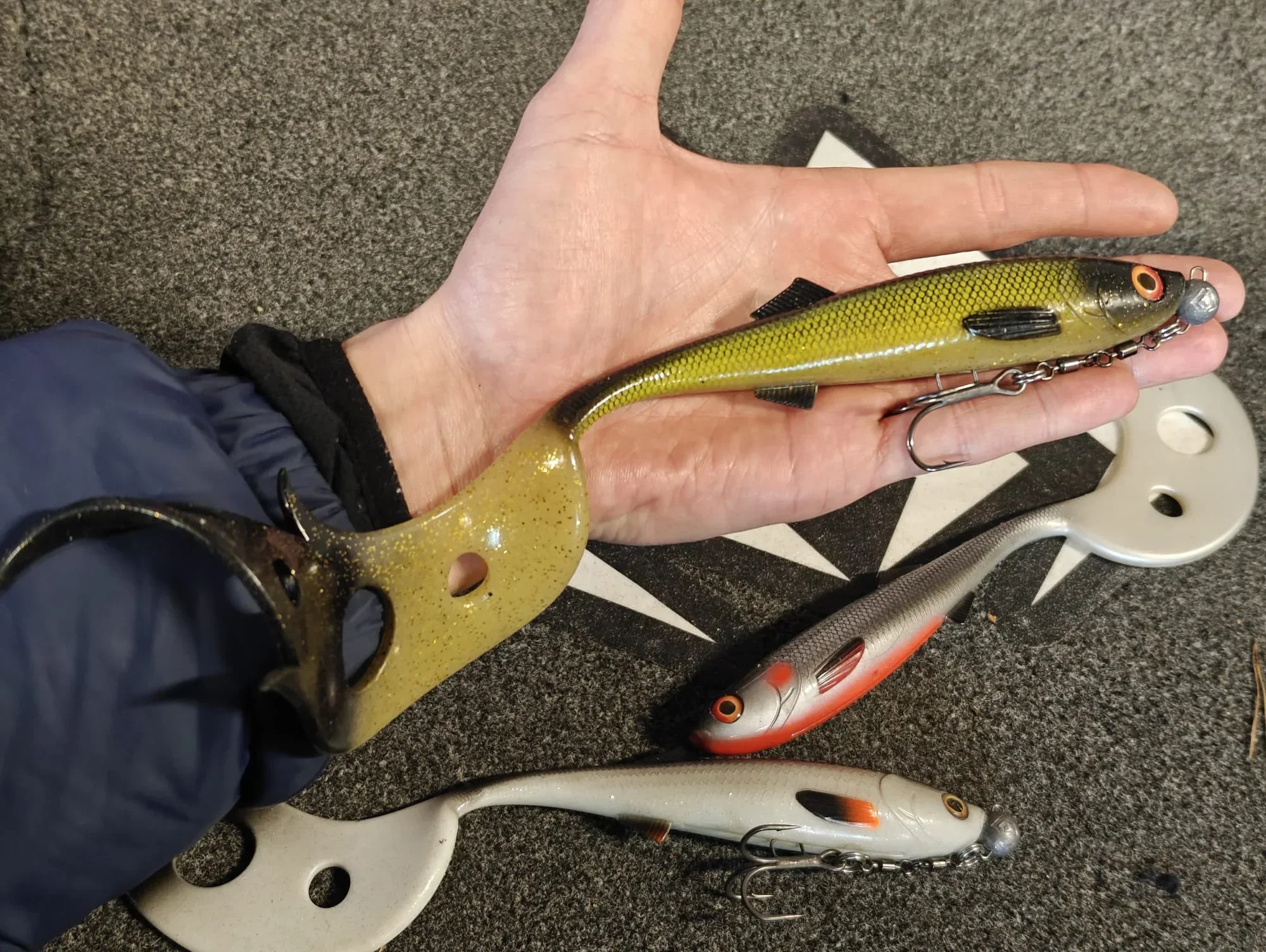 Mikado Sicario Pike Tail 24 cm jigg - Image 4