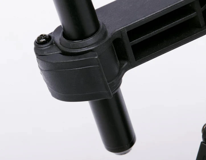 Prologic C-Series Convertible Long Legs 4 Rod Pod - Image 4