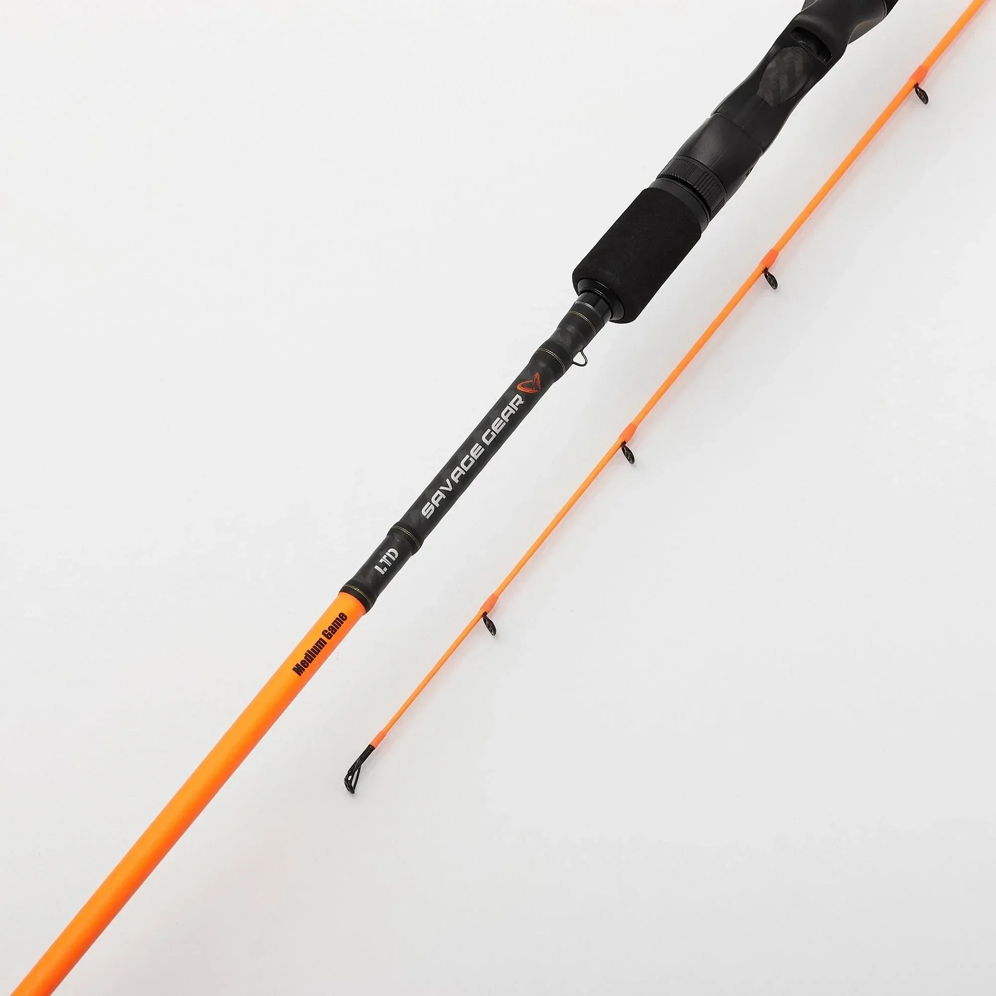 Savage Gear Orange LTD spinnspö - Image 2