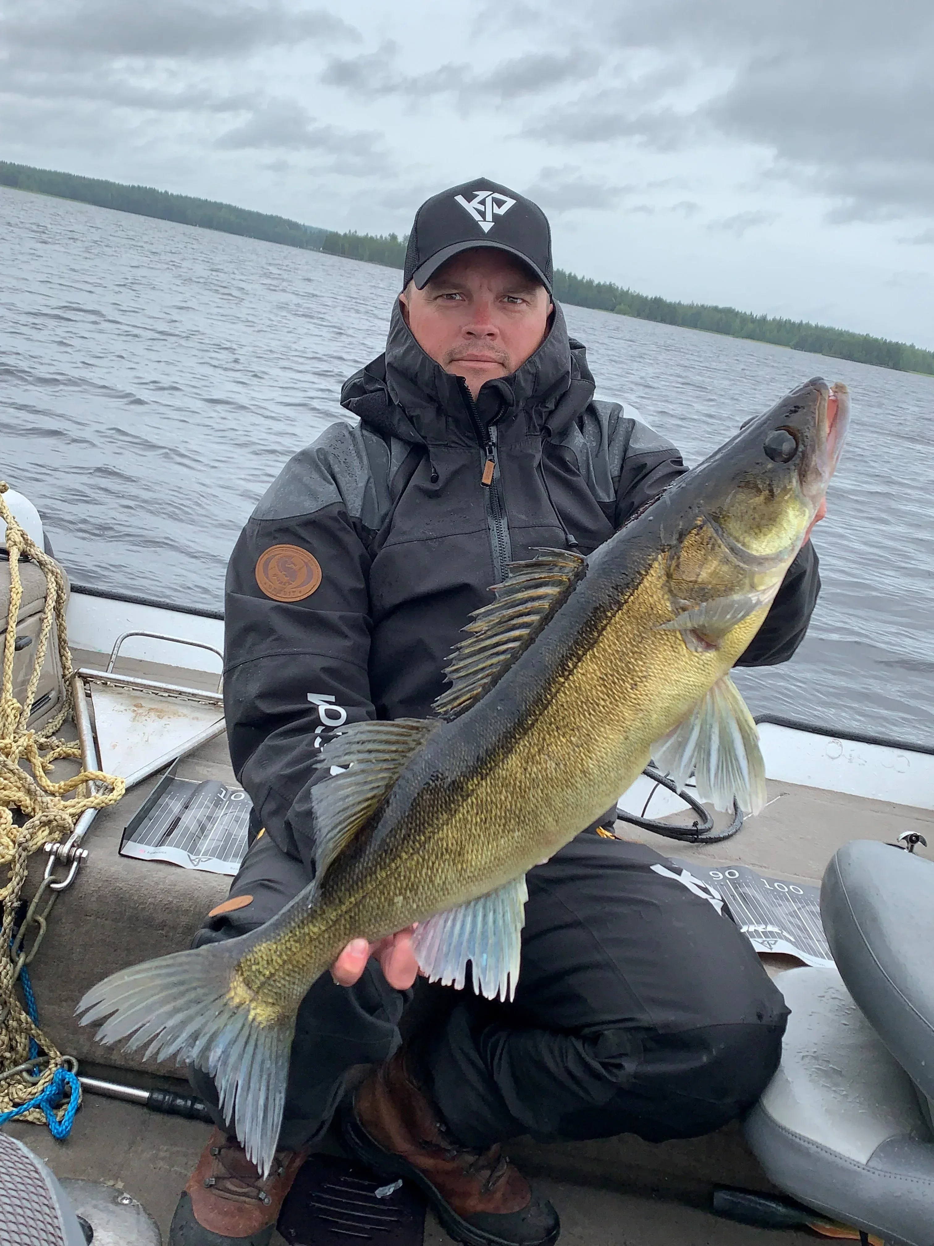 Team K.P Baits Total Pro jiggsats 132 st. + betesaskar 2 st. - Image 3